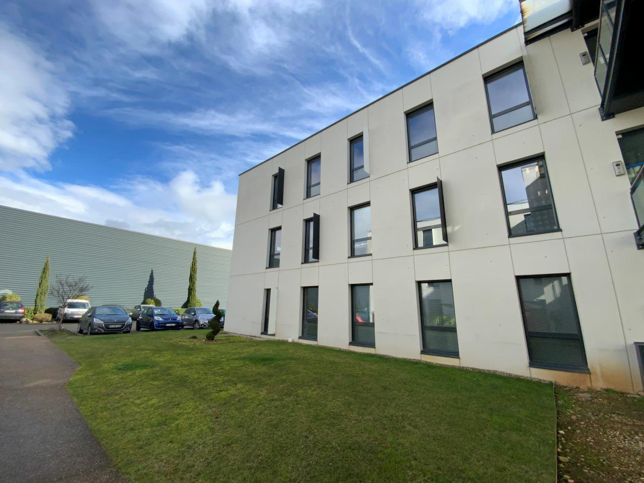 Bureau Saint-Priest 2181m² Location bureau Saint-Priest Rhône OLBUR2109029 0